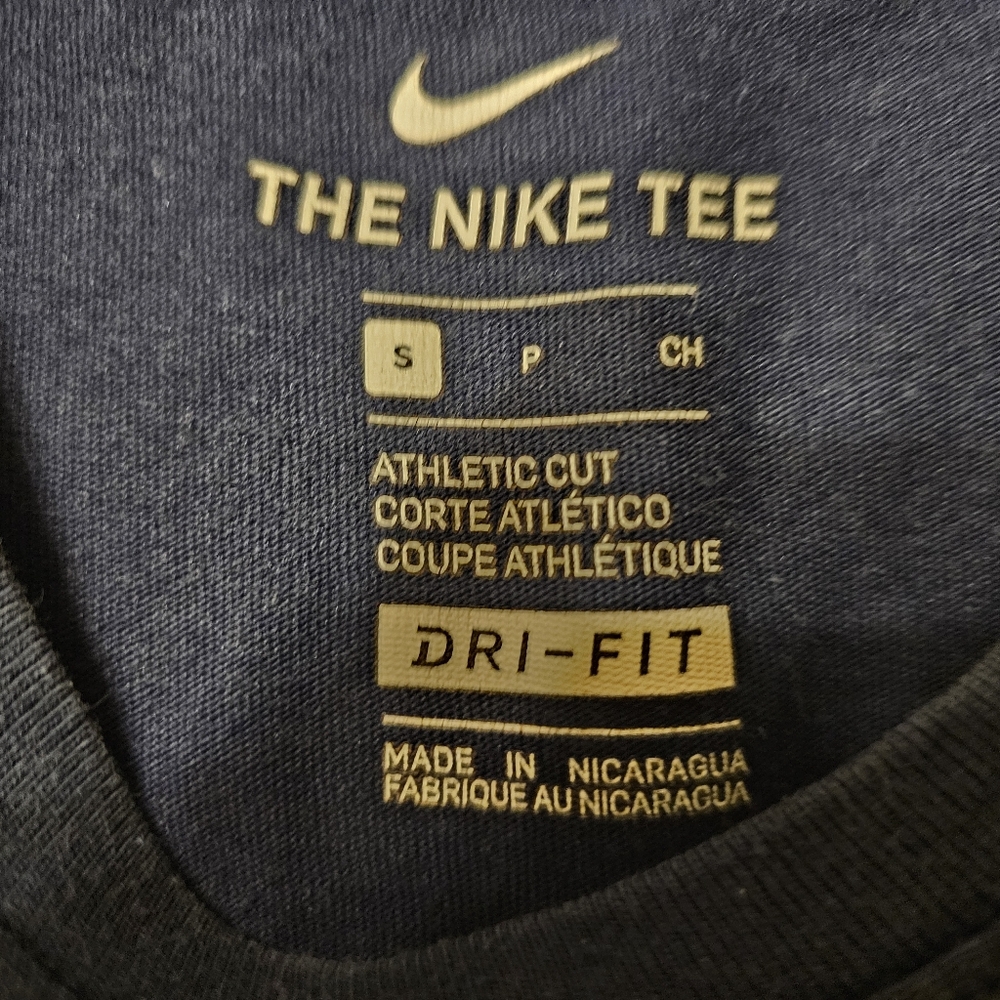 Virginia Cavaliers Dri-Fit Athletic Cut Nike T-shirt. Size:S. - Picture 5 of 8